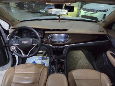 XT6