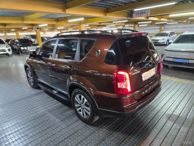 Rexton W