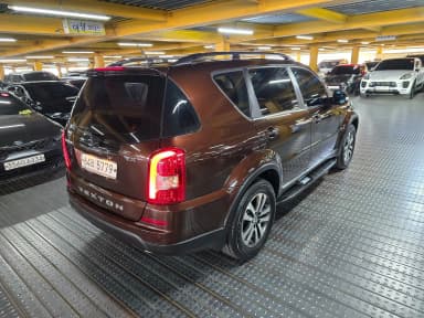 Rexton W