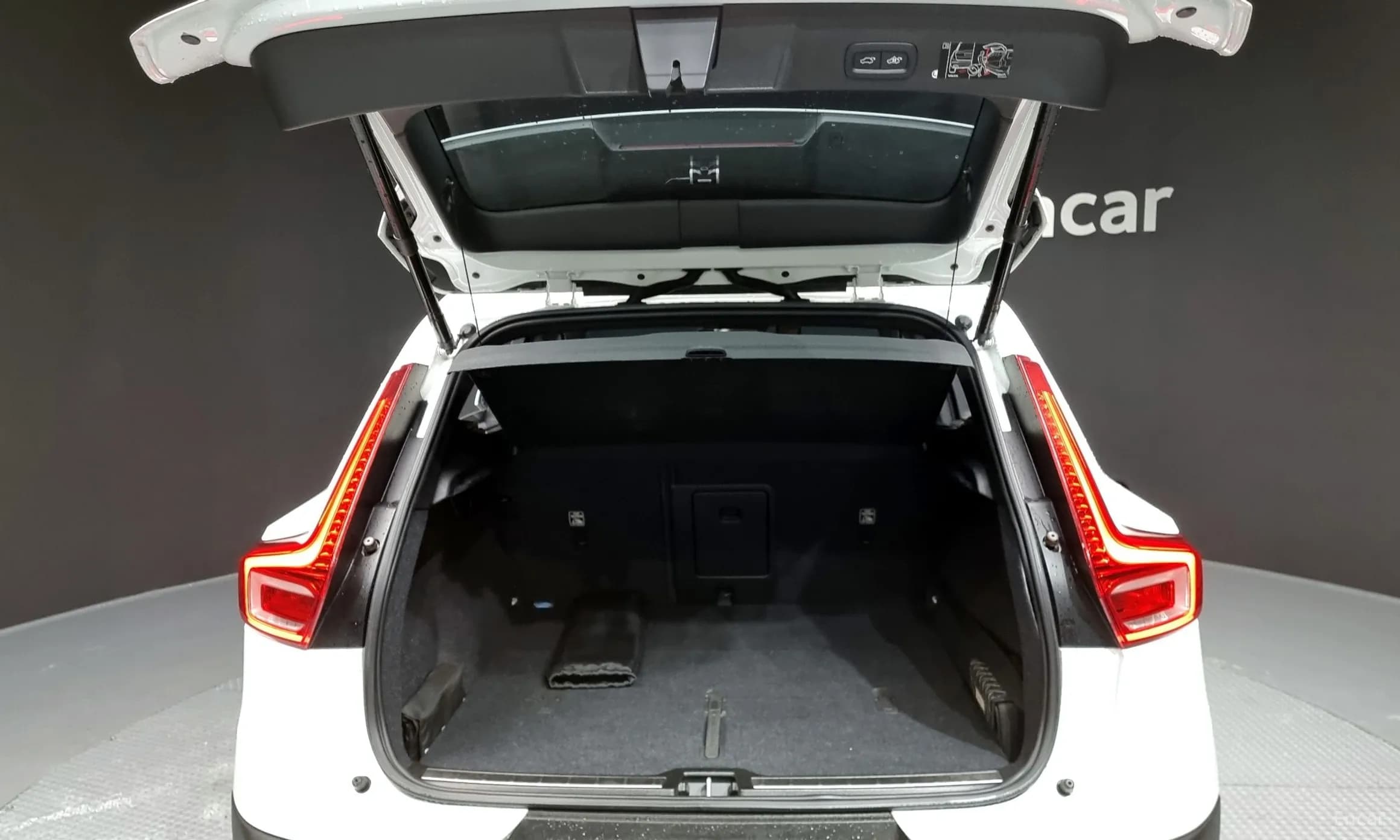 XC40