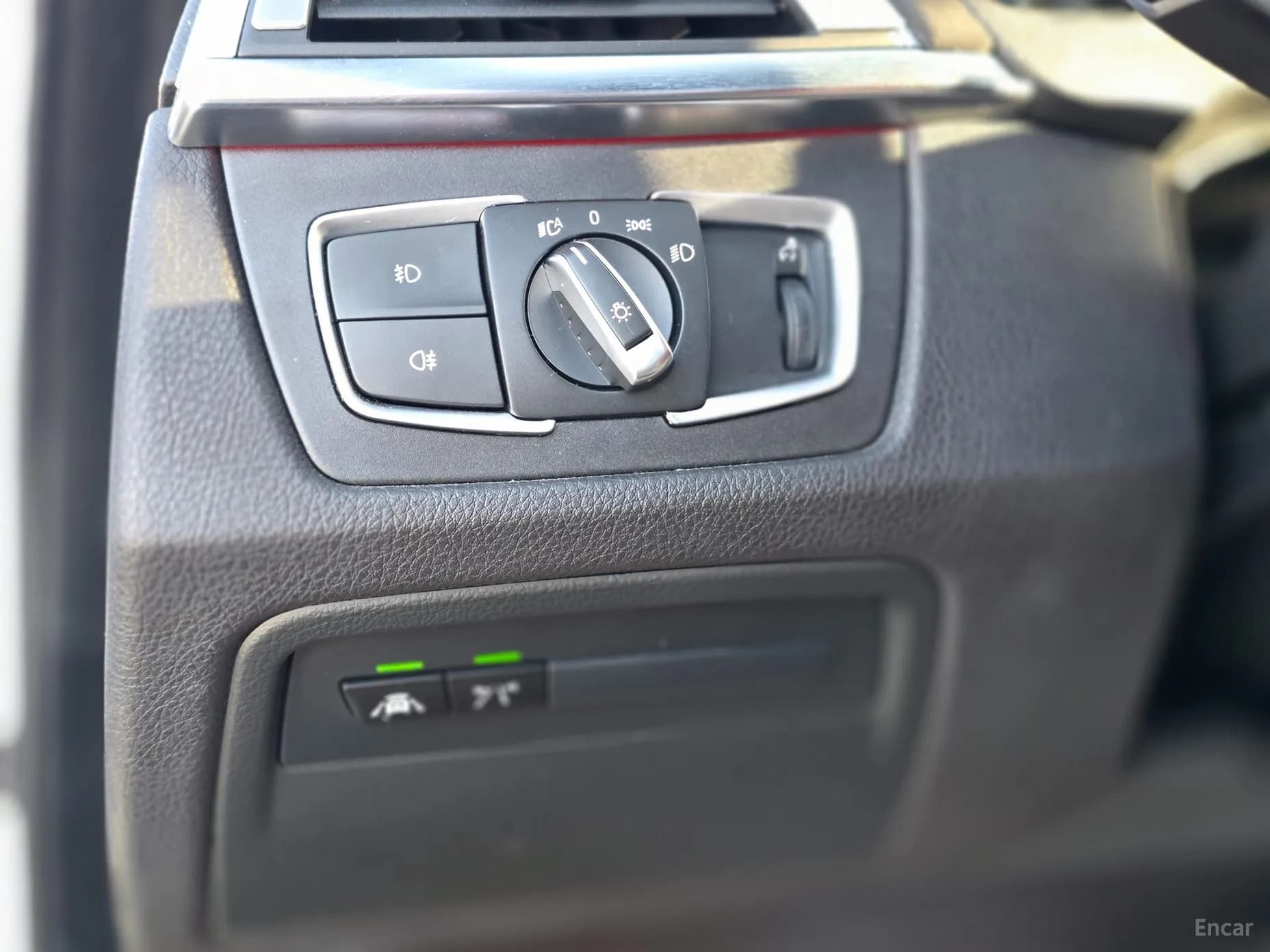 Series 4 (F32)
