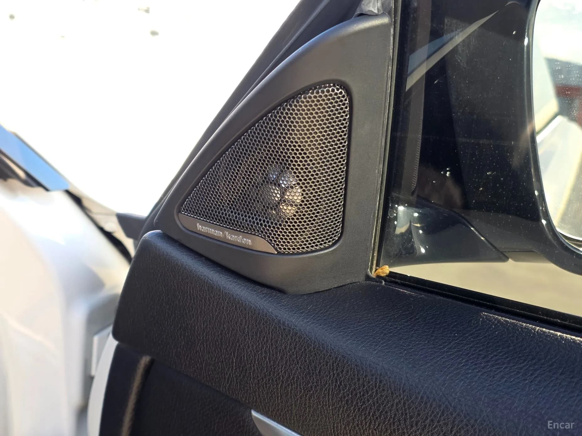 Series 4 (F32)