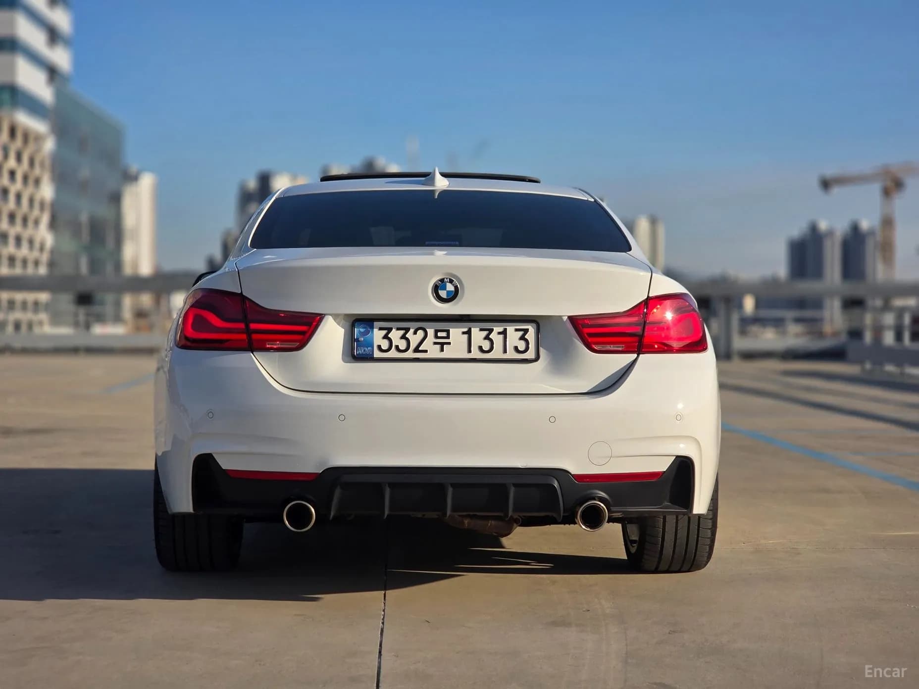 Series 4 (F32)