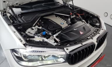 X5 (F15)