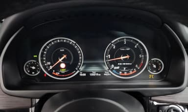 X5 (F15)