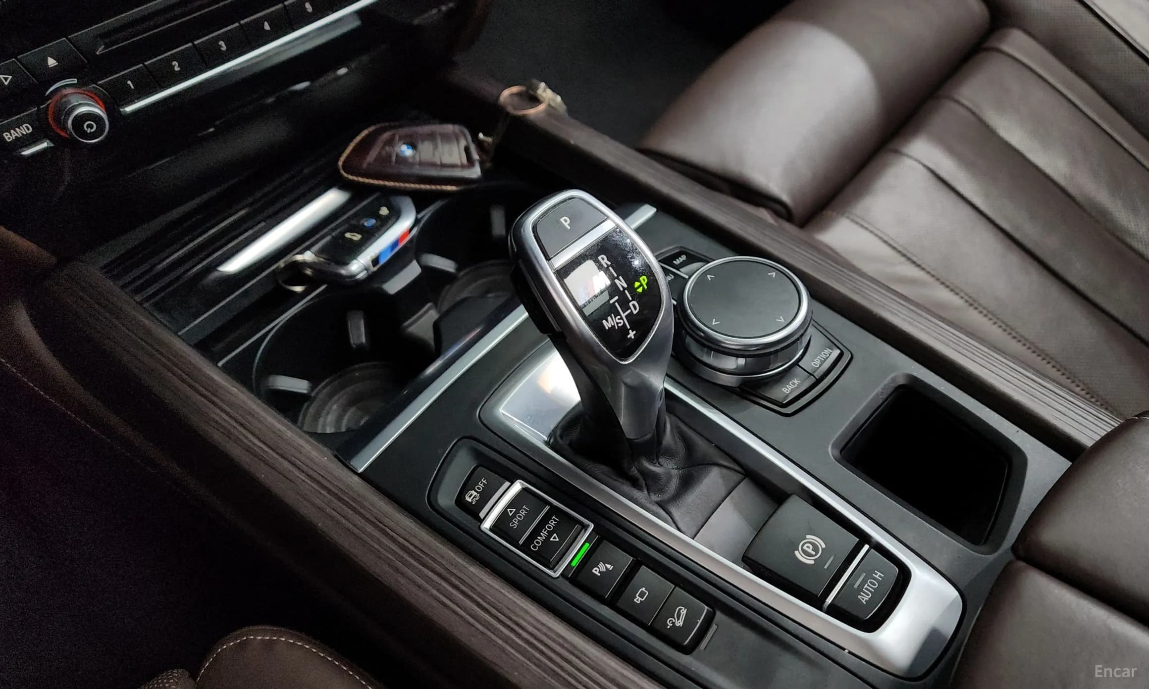 X5 (F15)