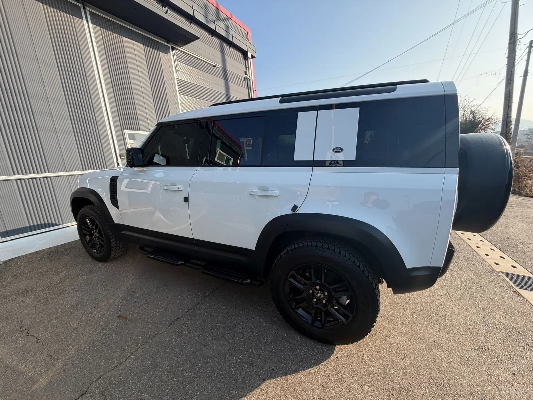Defender (L663)