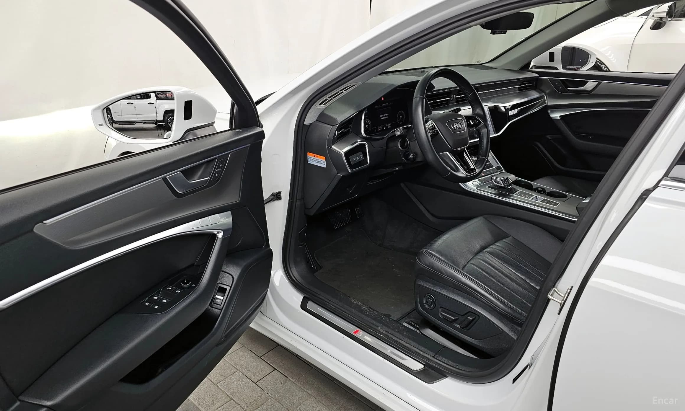 A6 (C8)
