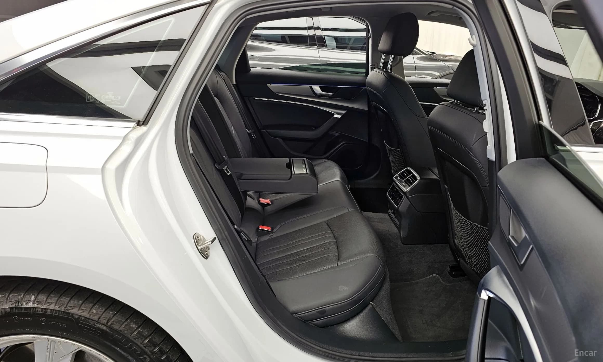 A6 (C8)
