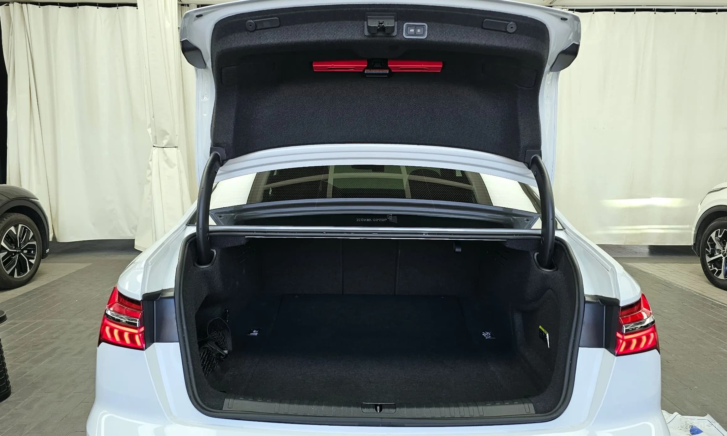 A6 (C8)