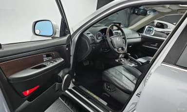 Rexton W
