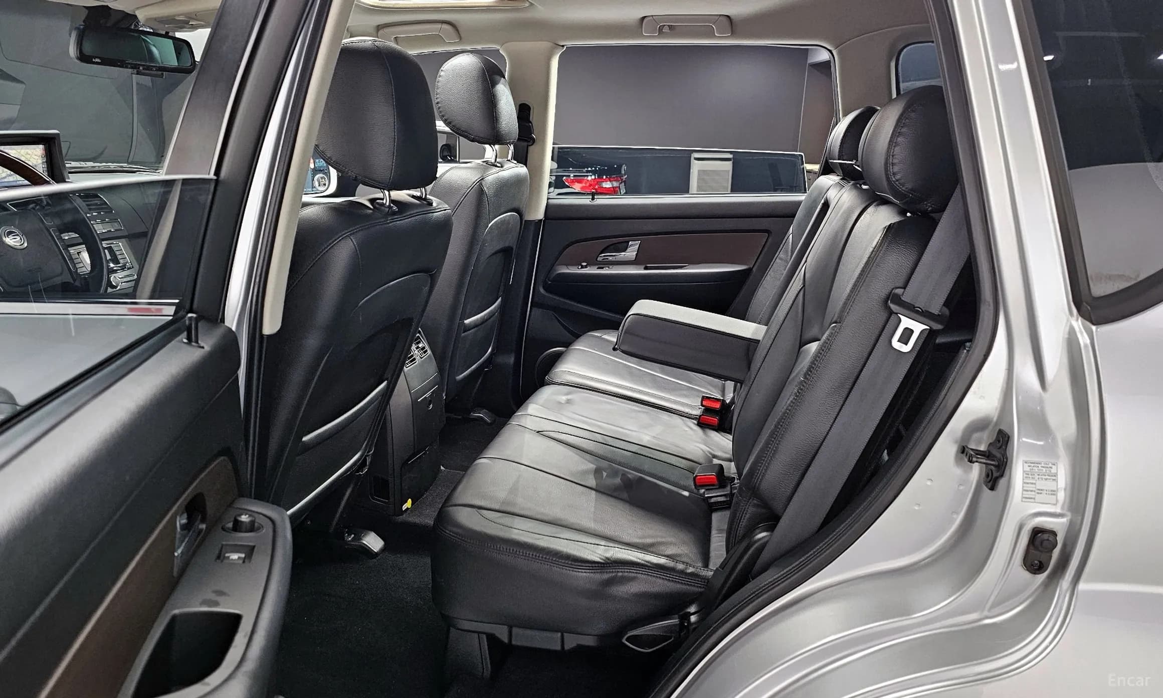 Rexton W