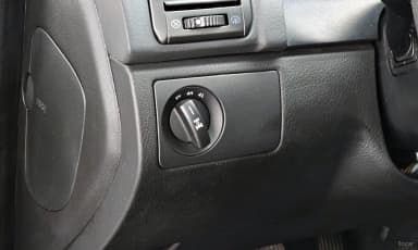 Rexton W