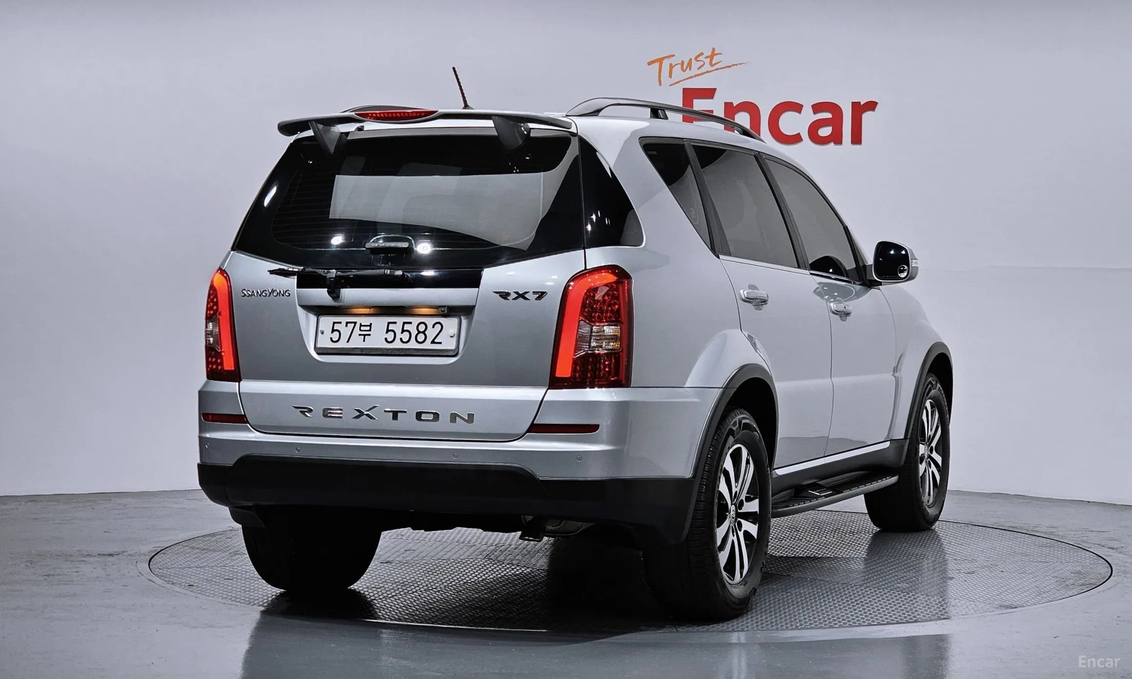 Rexton W