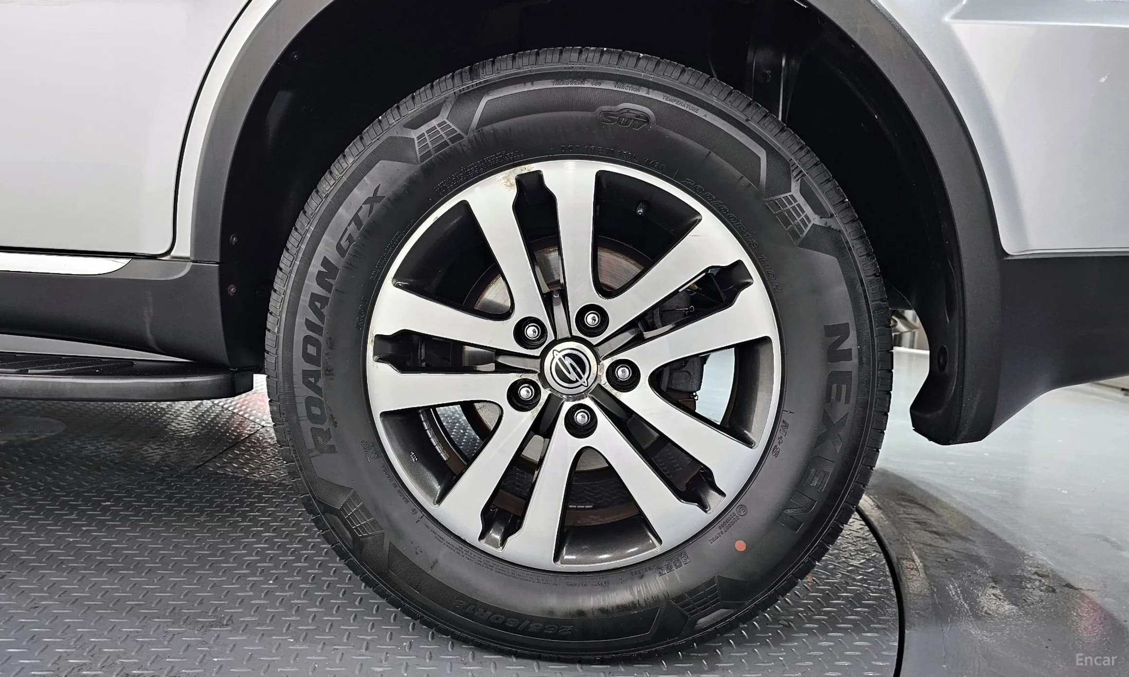 Rexton W