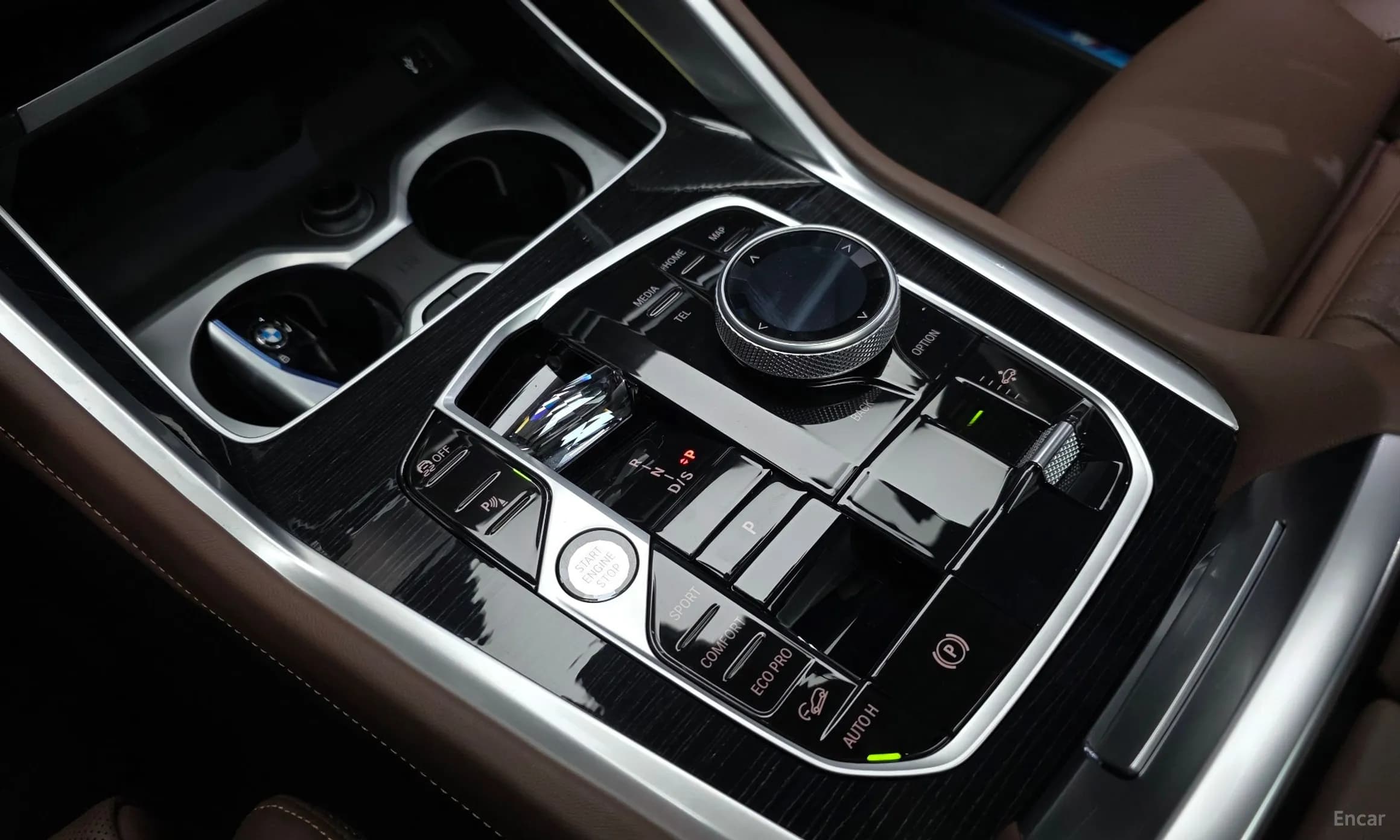 X6 (G06)