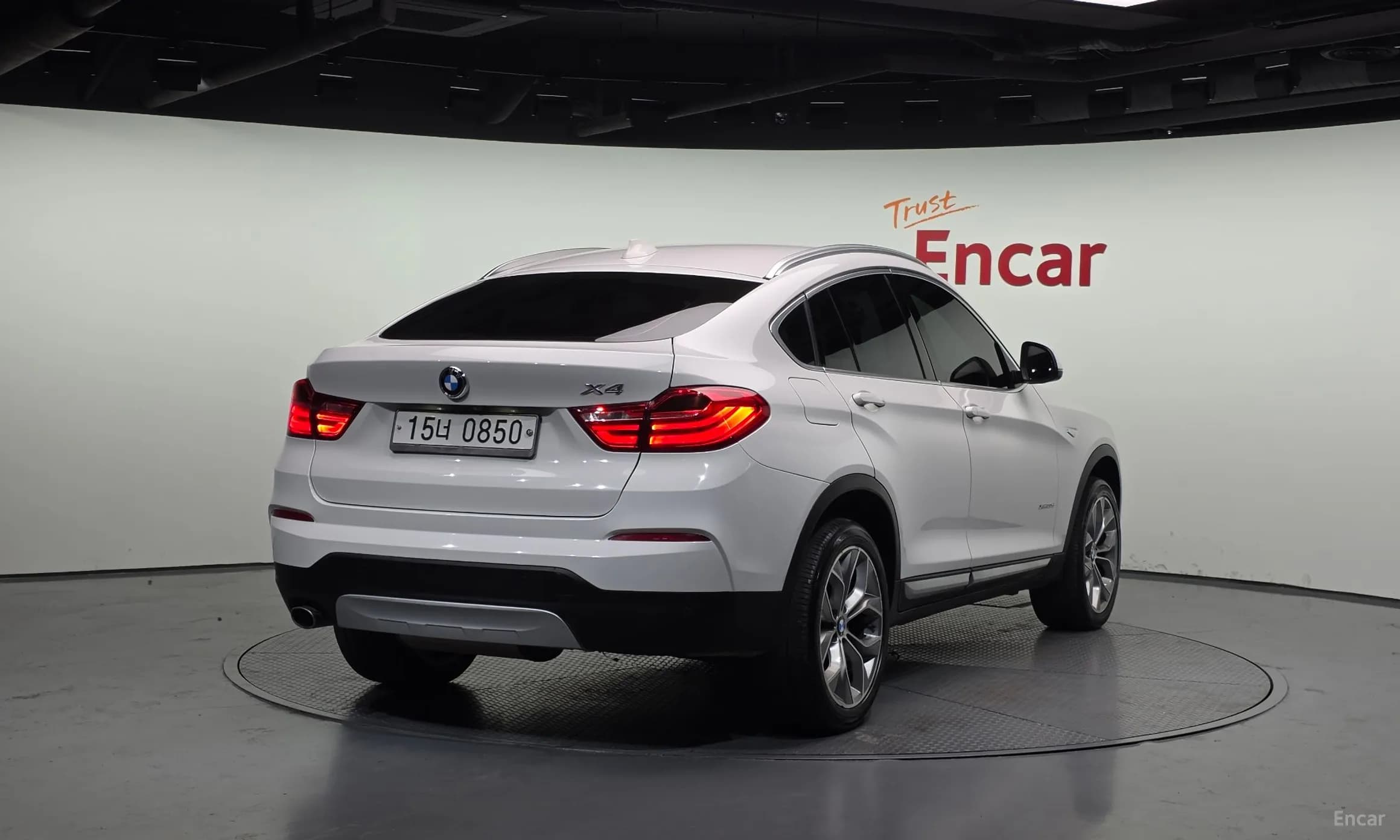 X4 (F26)