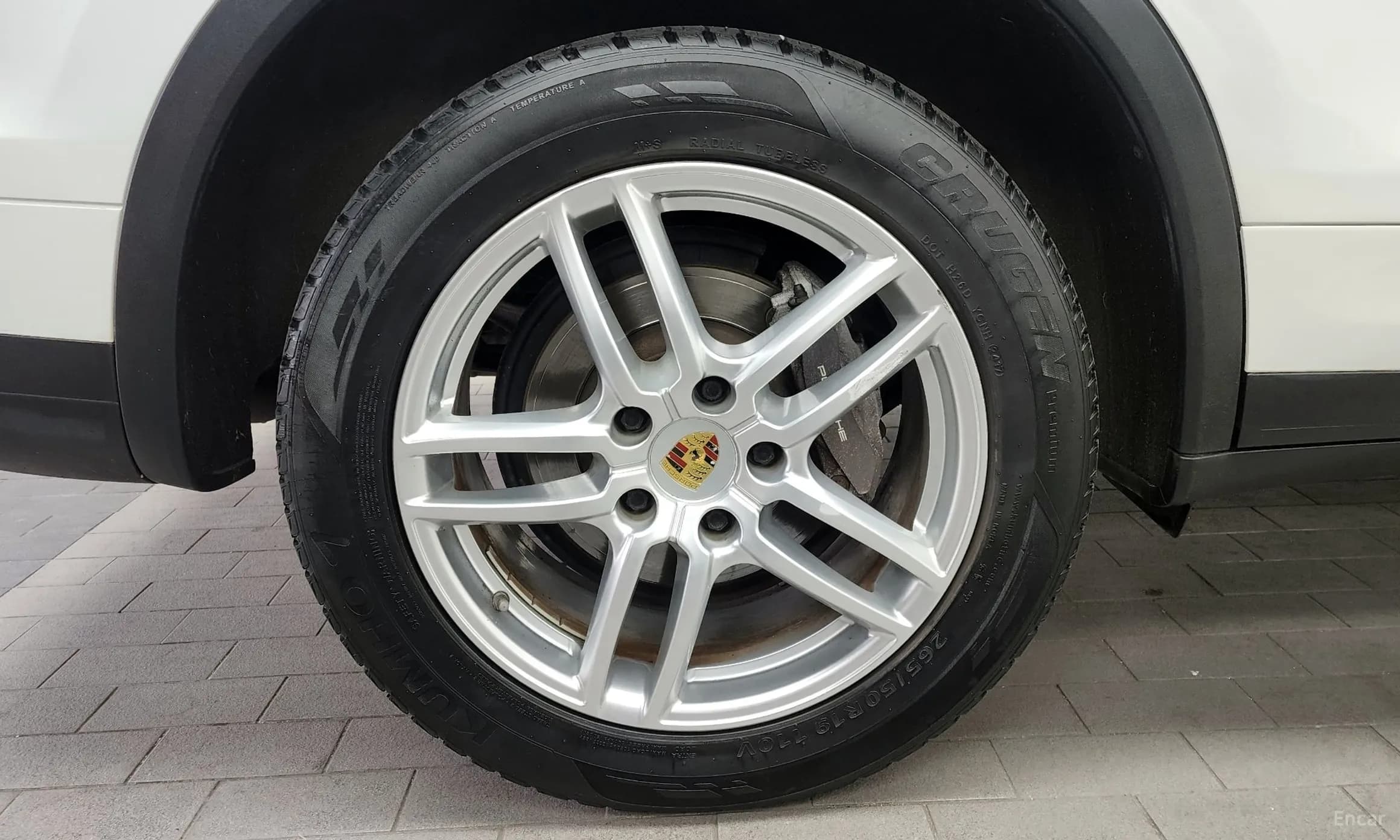 New Cayenne