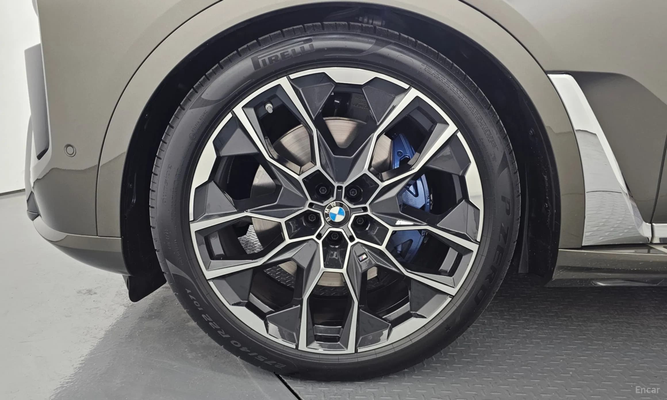 X7 (G07)
