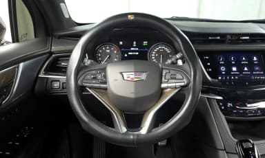 XT6
