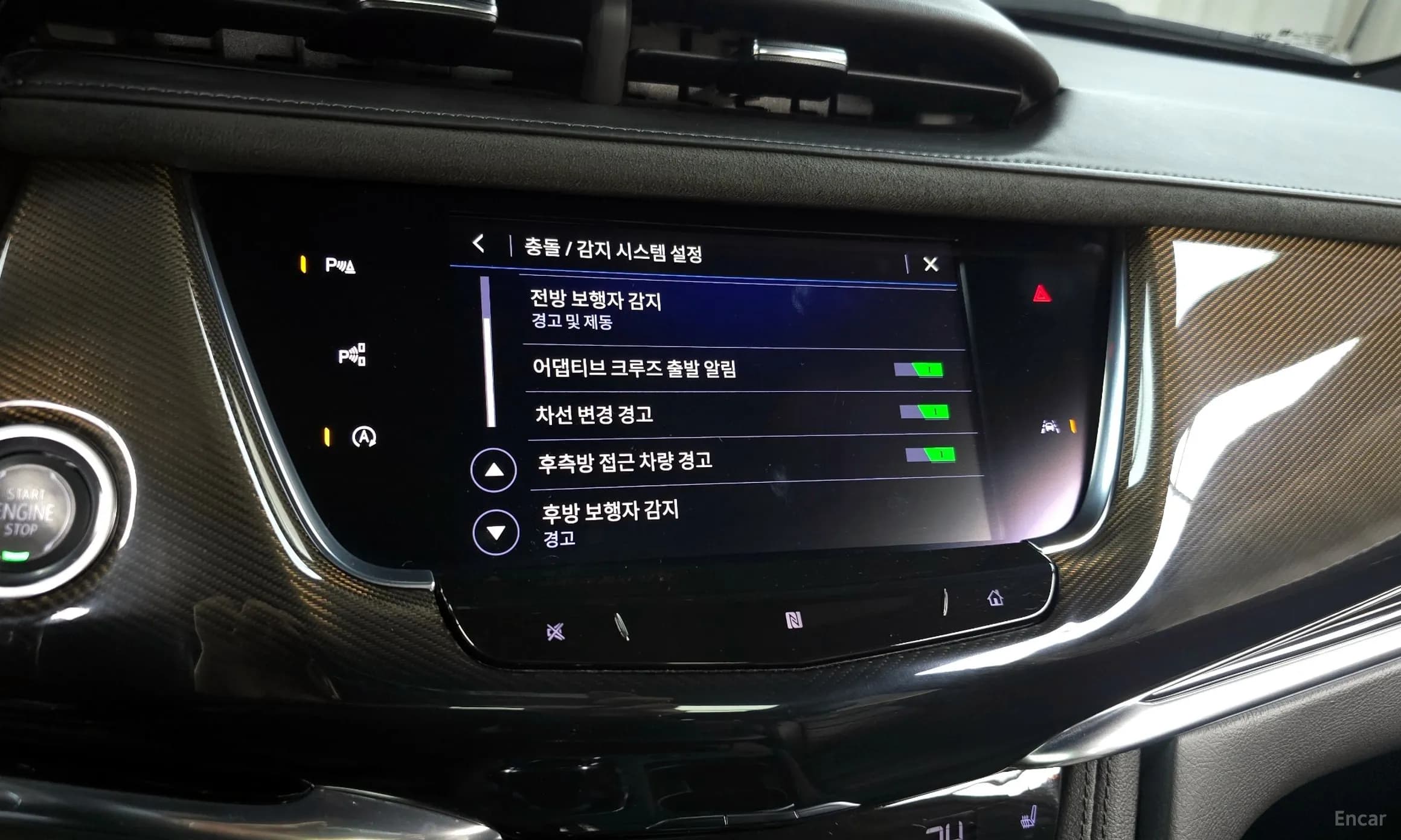 XT6