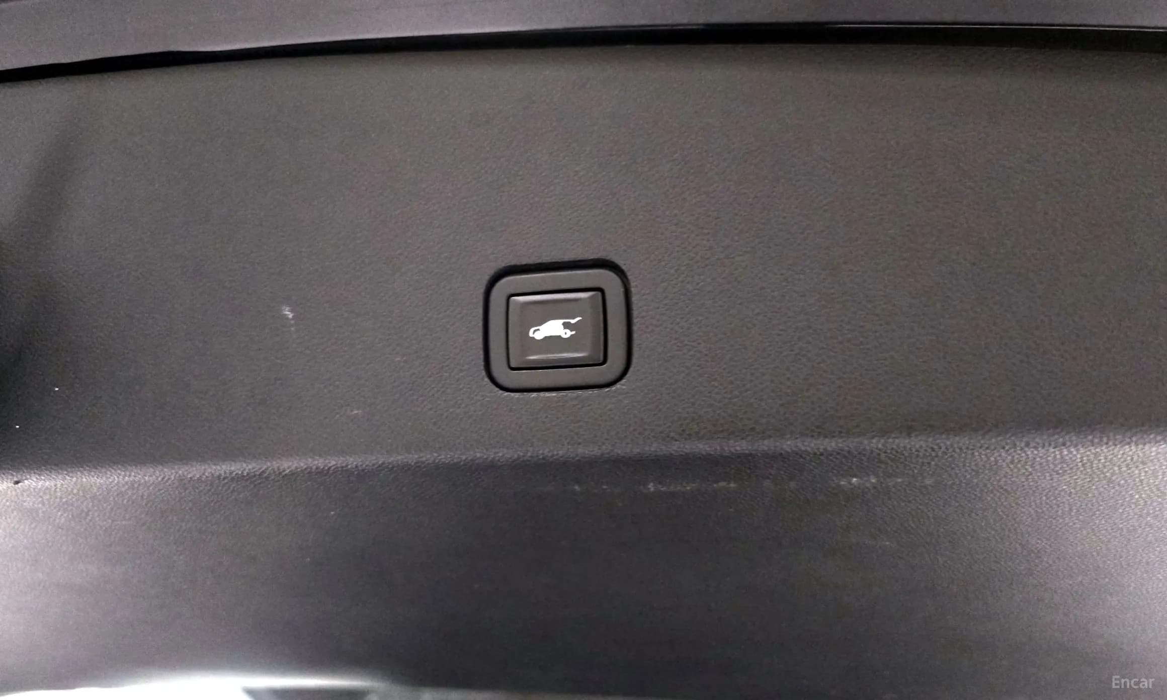 XT6