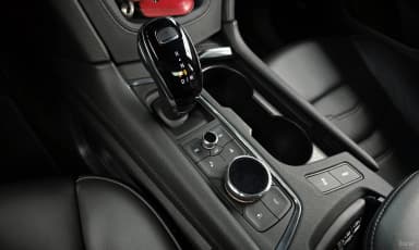XT6