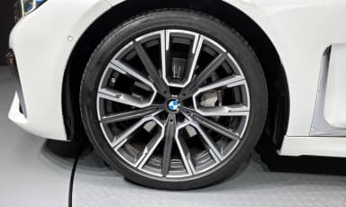 7 Series (G11)