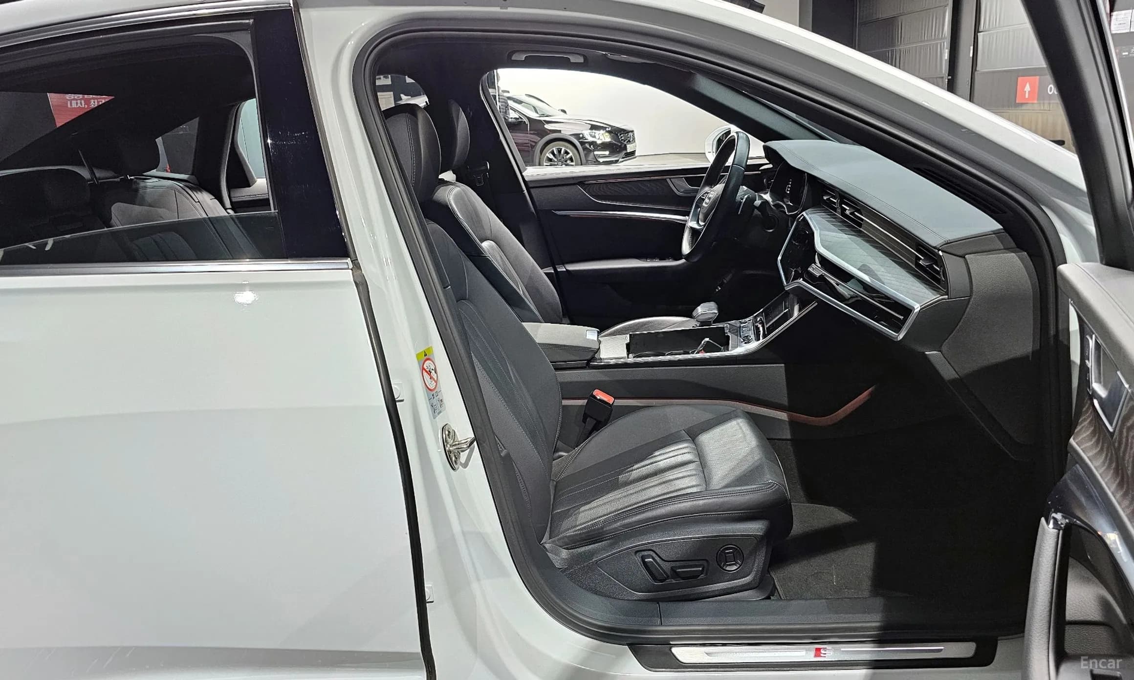A6 (C8)