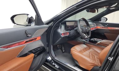 7 Series (G70)