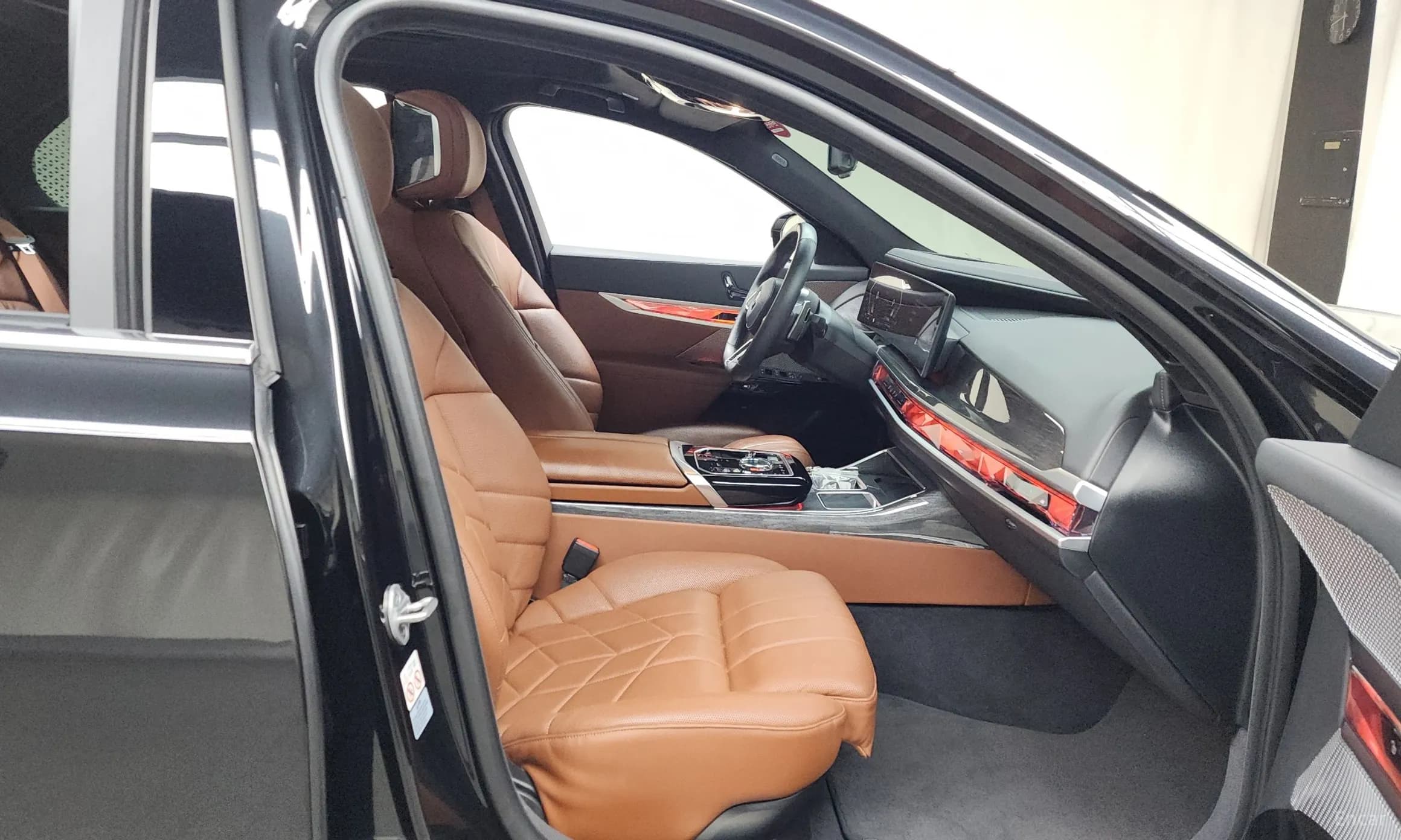 7 Series (G70)