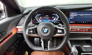 7 Series (G70)