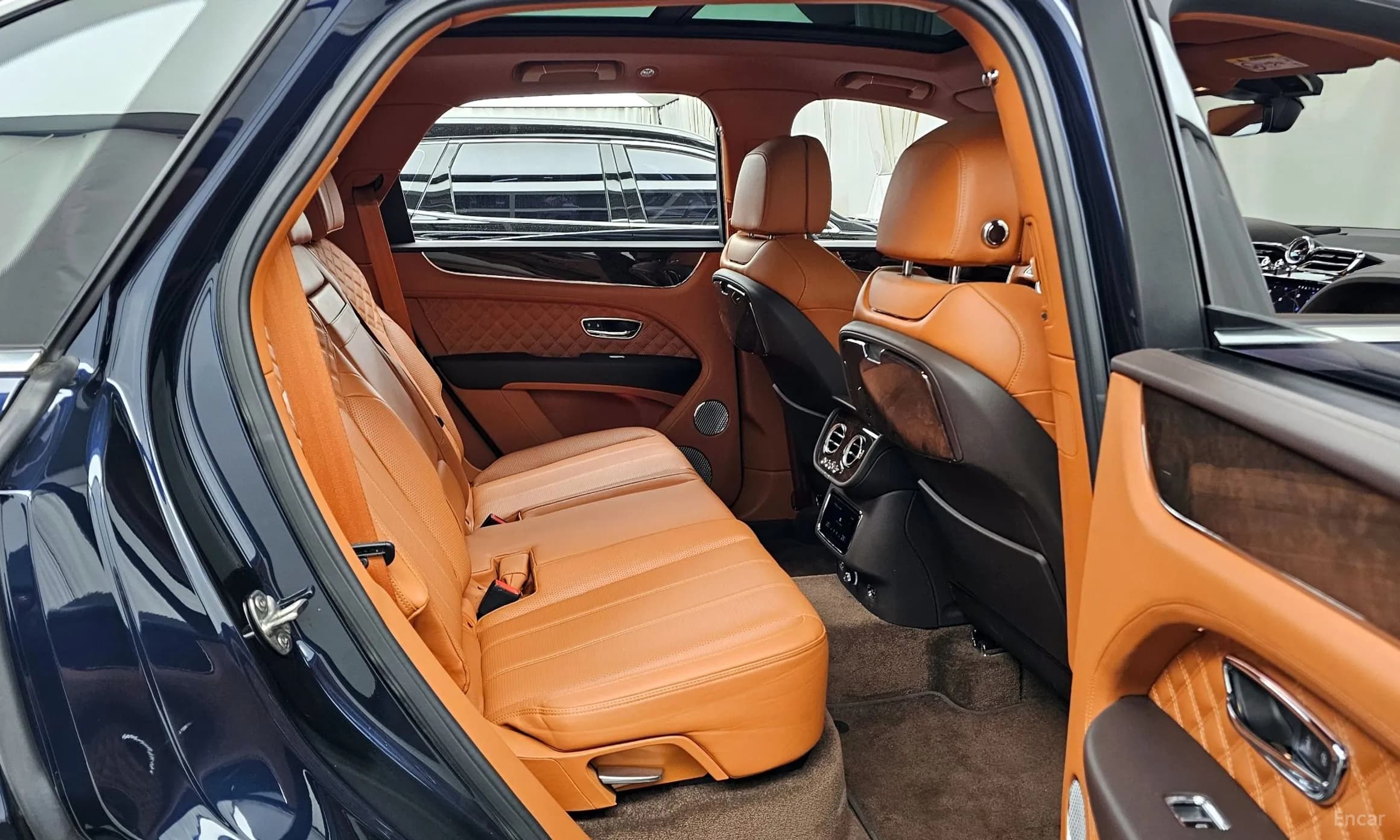 Bentayga