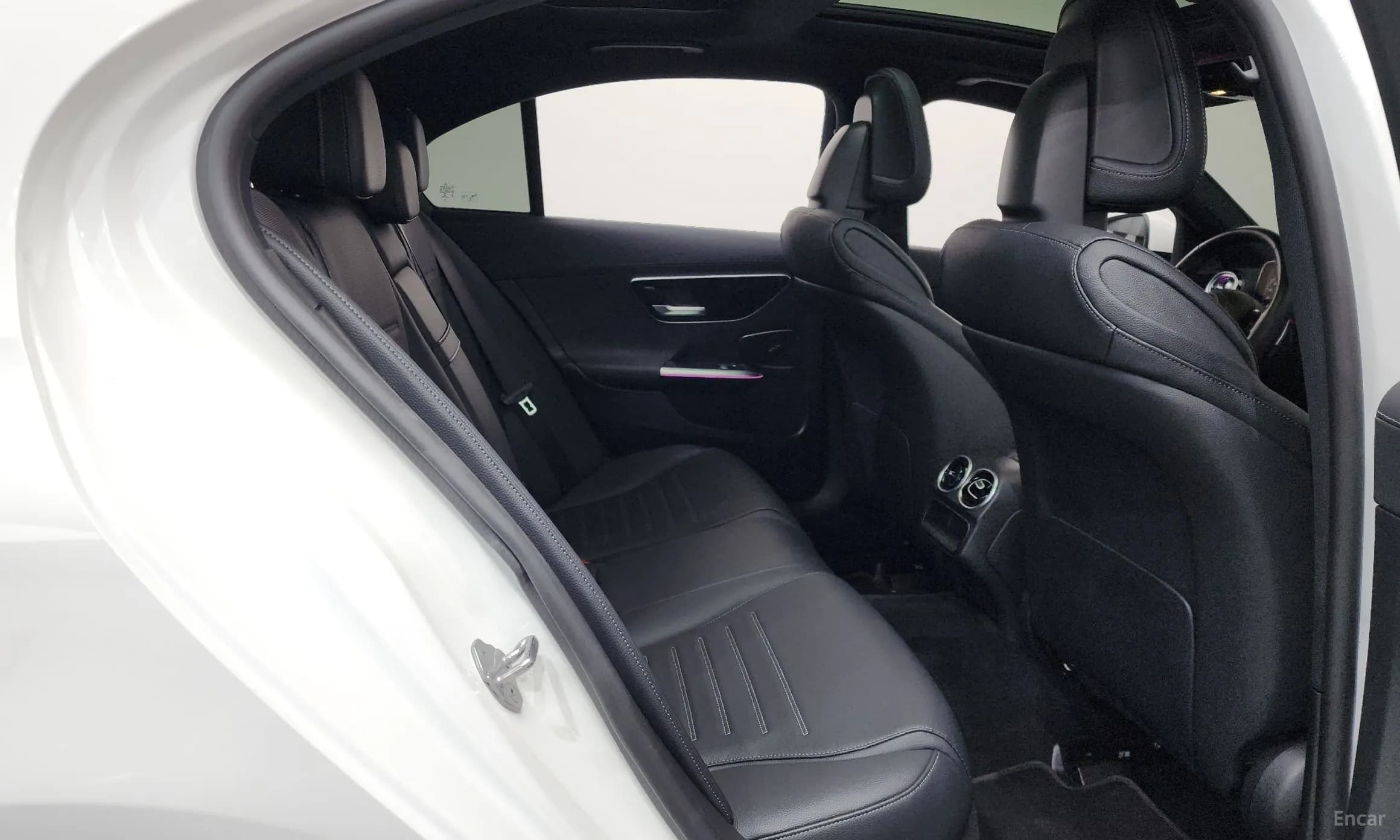 C-Class W206