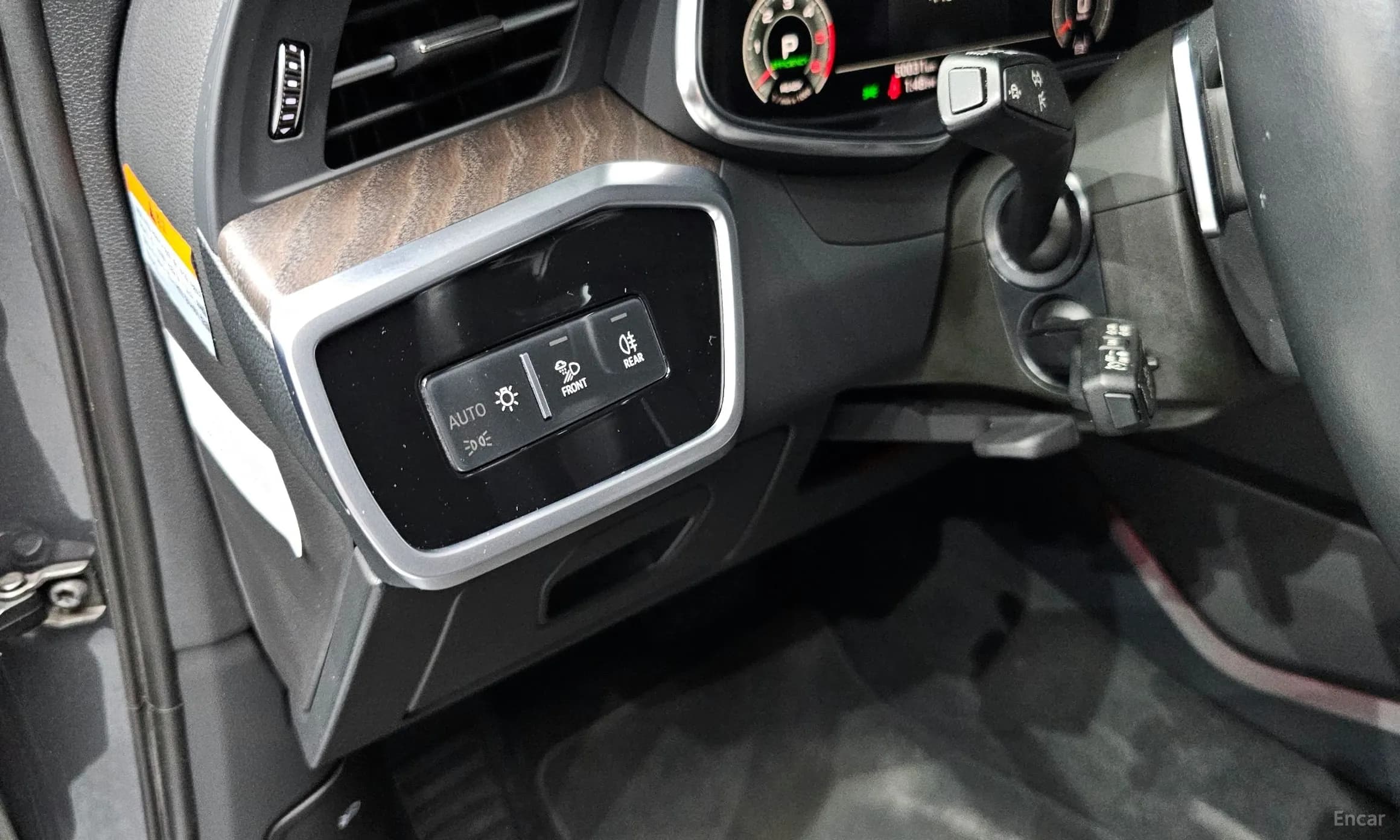 A6 (C8)