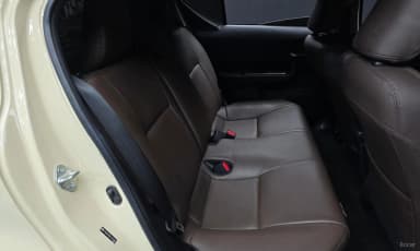 Prius C