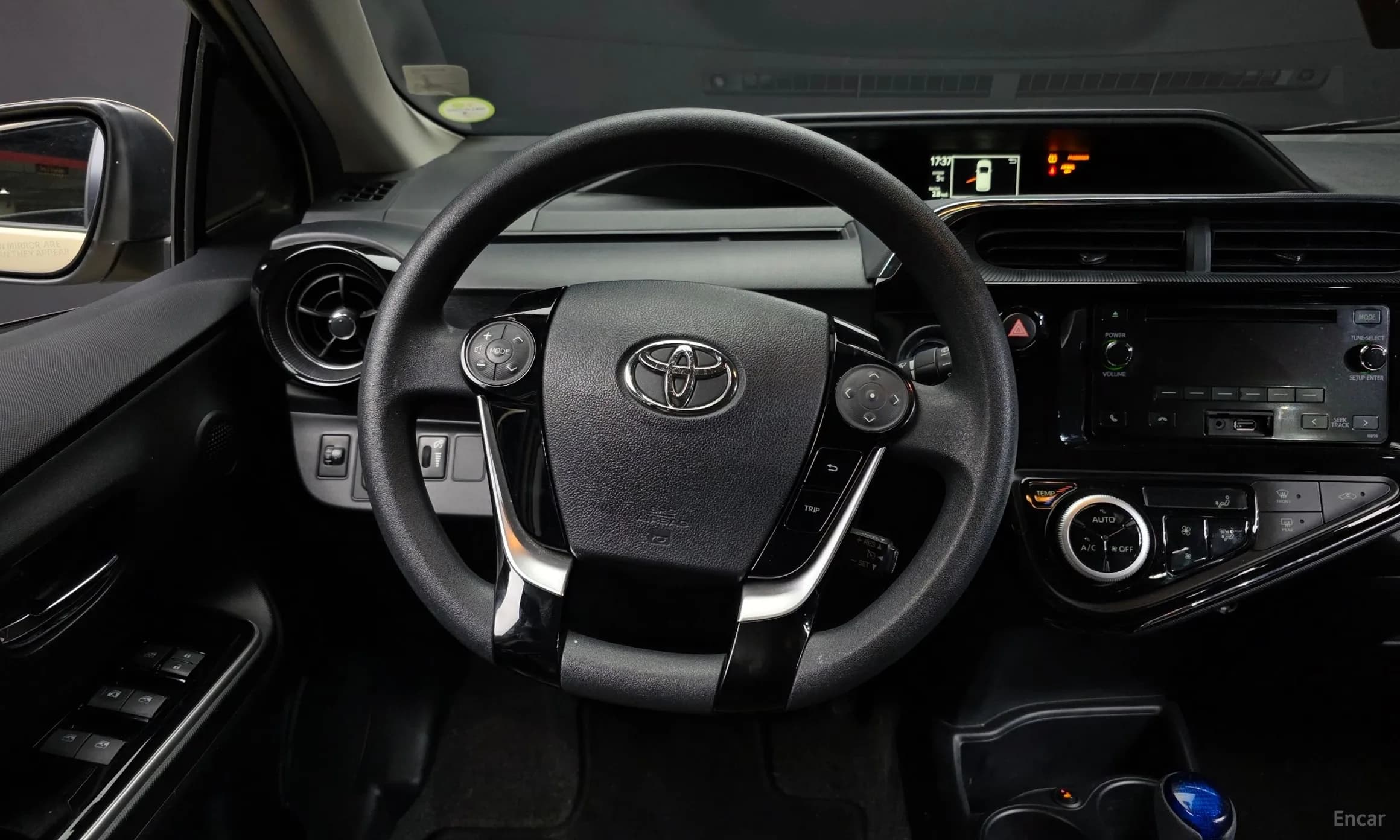 Prius C