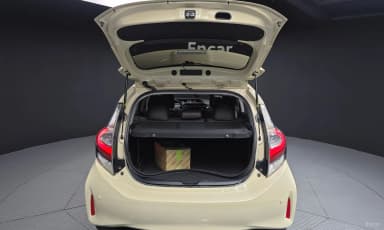 Prius C