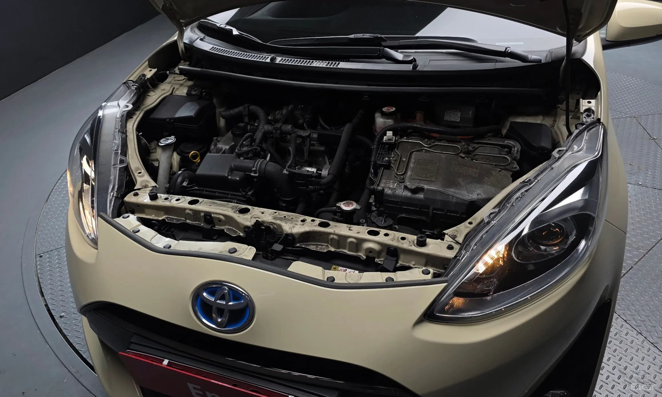 Prius C