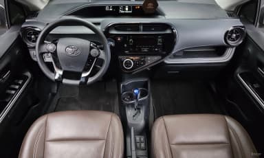 Prius C
