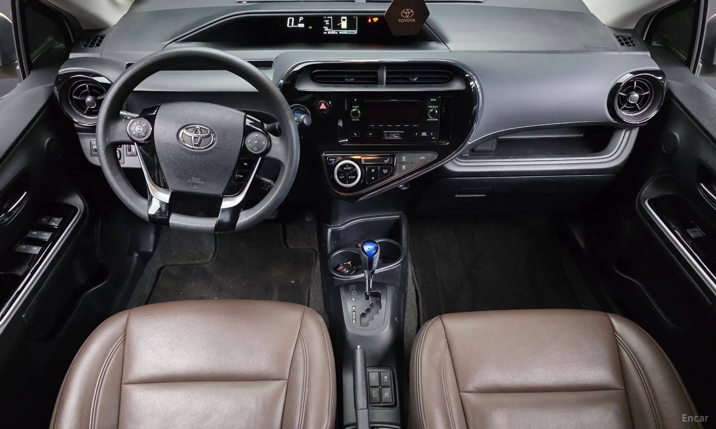 Prius C