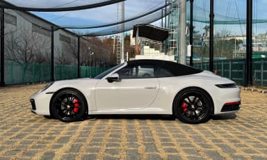 911 (992)