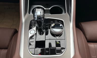 X6 (G06)