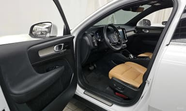 XC40