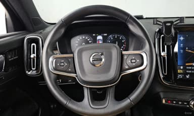 XC40
