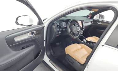 XC40