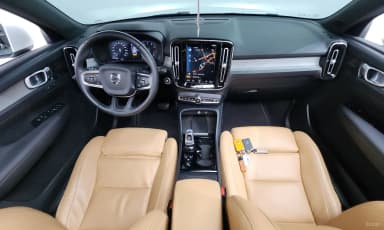XC40