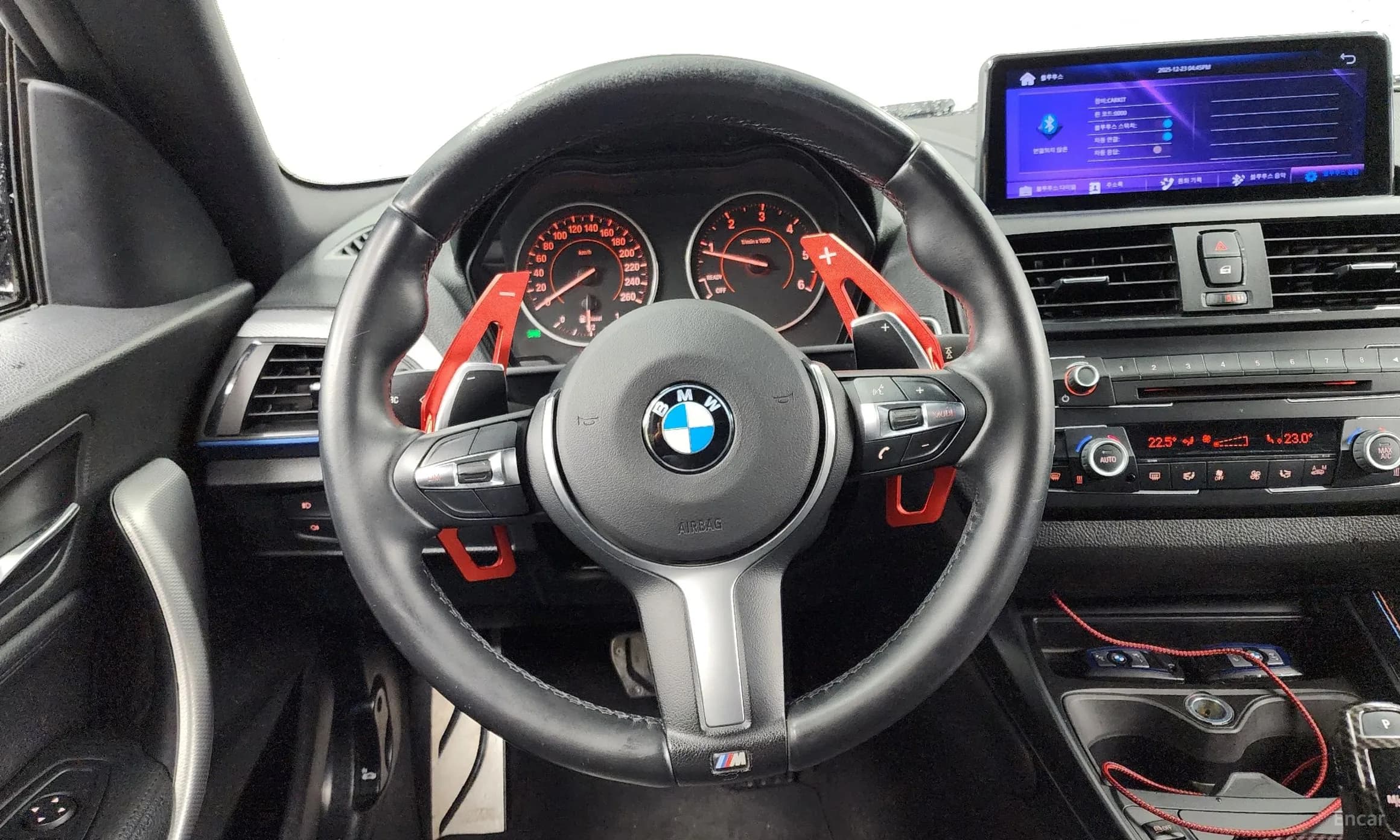 2 Series (F22)