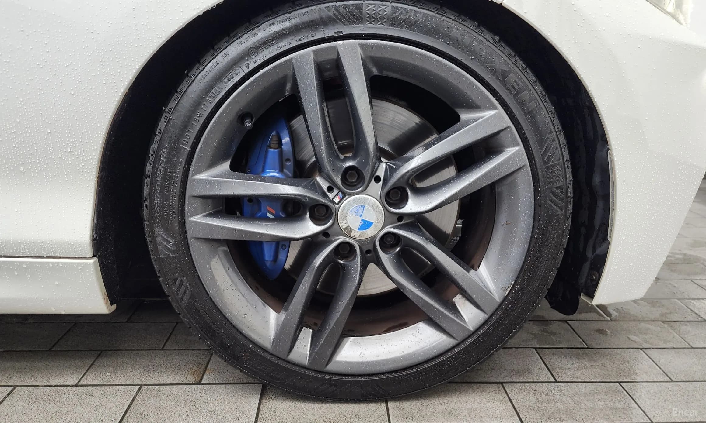 2 Series (F22)