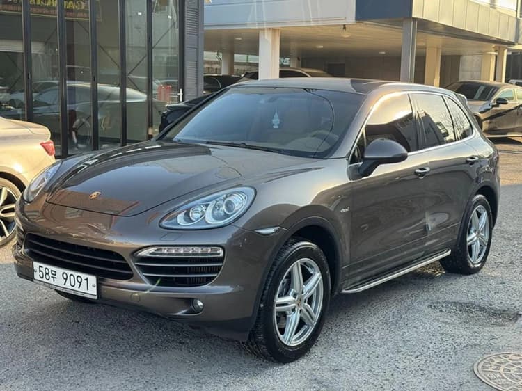 New Cayenne